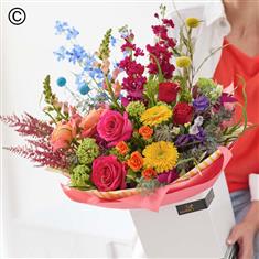 Large Rainbow Mix Valentine&#39;s Bouquet